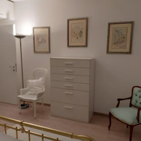 Casa Belle Vacanze アパート *